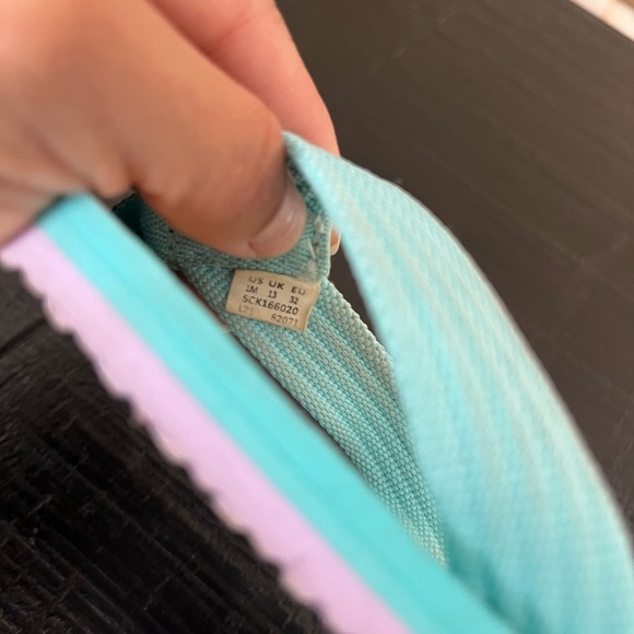 Sperry Sandals Girls Size 1 Calypso Thong Flip Flops Multicolor - Picture 3 of 4